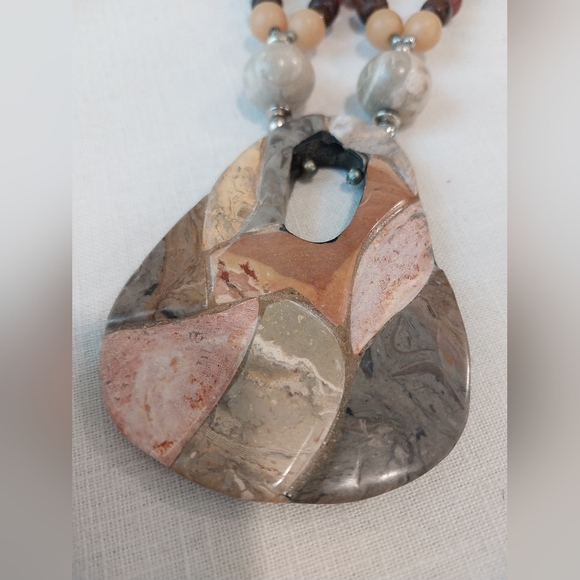 Vintage Stone and Wood Beaded Necklace Geometric Inlay Pendant Neutral Colors - Picture 16 of 16